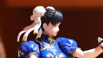 ¿Chun-Li de Street Fighter contra una lata de Red Bull? Este vídeo stop motion no te dejará indiferente