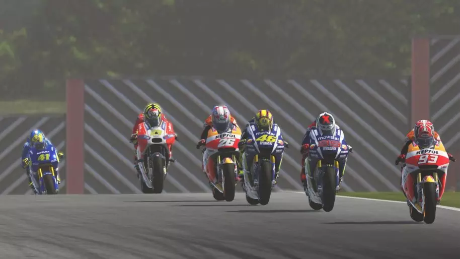 MotoGP 15 análisis