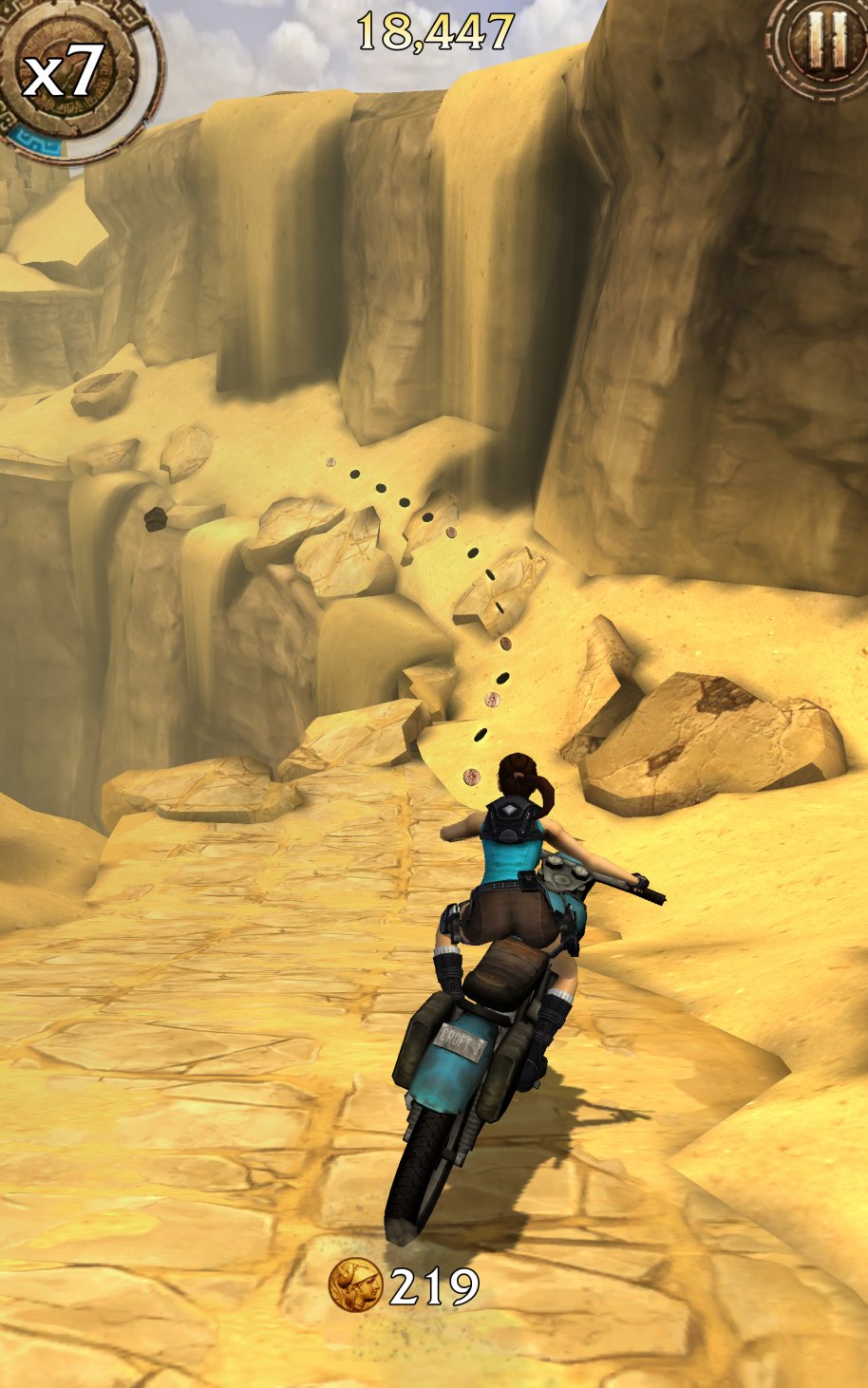 Lara Croft Relic Run Android