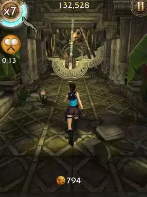 Lara Croft Relic Run