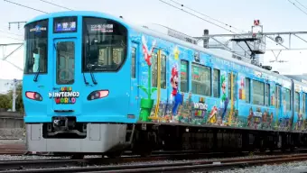 Super Mario se apodera de los trenes de Japón con esta llamativa publicidad de Super Nintendo World