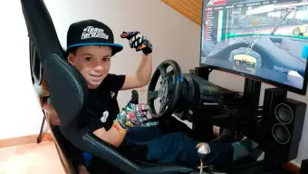 Con 10 años, este jugador de Gran Turismo Sport vence a 800 pilotos y lucha por el Campeonato de España