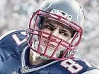 Rob Gronkowski, jugador en portada de Madden NFL 17, no teme "la maldición Madden"