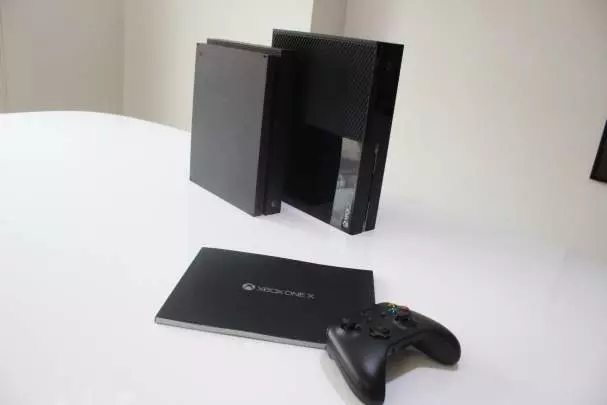 Xbox One X