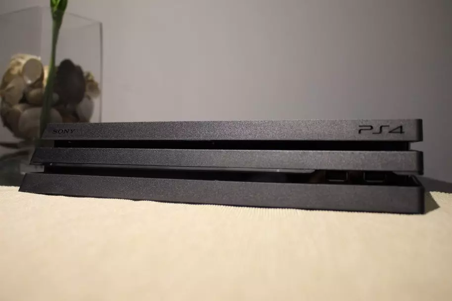 PS4 Pro PS4