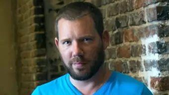 Cliff Bleszinski, autor de Gears of War, prepara su libro de memorias