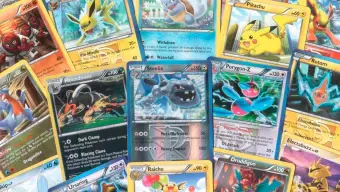 Un fan de Pokémon vende su colección de cartas por 80.000 dólares para pagar la carrera de medicina