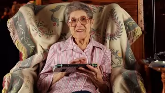 La señora de 88 años que jugó más de 4000 horas de Animal Crossing ya está jugando New Horizons