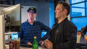 Phil Spencer celebra la diversidad de los estudios de Xbox y su efecto positivo en la compañía