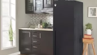 El meme se hace realidad y Xbox promete que venderá mini-neveras con el diseño de Xbox Series X
