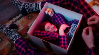 ¿Creías que el tráiler de lanzamiento de Stadia fue raro? Entonces no has visto su comercial navideño