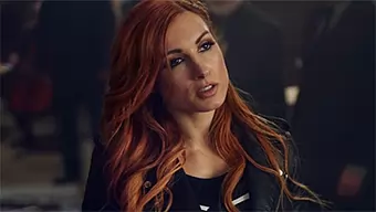 Fecha de lanzamiento y estrellas en portada de WWE 2K20