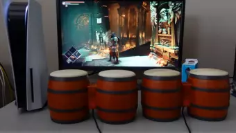 Jugar a Demon’s Souls de PS5 con los bongos de Donkey Konga es otra de esas locuras que hay que ver