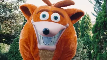 El anuncio de Crash Bandicoot 4 en Japón es una de esas rarezas que hay que ver y no dejan indiferente