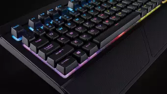 El teclado K68 RGB de Corsair a un precio irresistible en nuestra oferta destacada