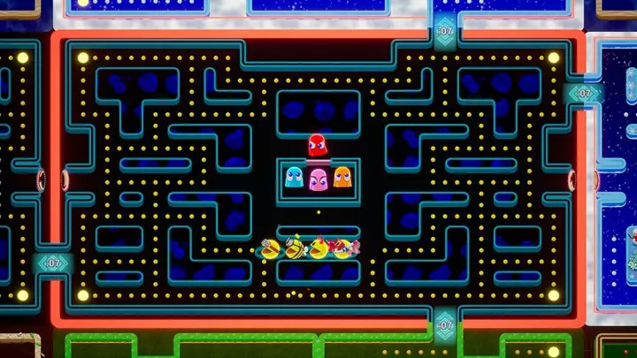 PAC-MAN Mega Tunnel Battle