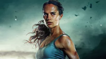 La nueva película de Tomb Raider continúa estancada, pero Alicia Vikander confía en que salga adelante