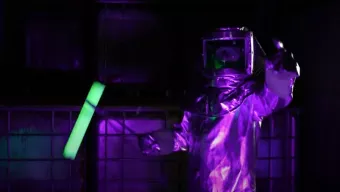 ¿Una Game Boy que funciona con energía nuclear? Un modder ha hecho esta locura posible