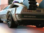 Podrás pilotar el Batmóvil y el DeLorean de Regreso al futuro en Hot Wheels Unleashed