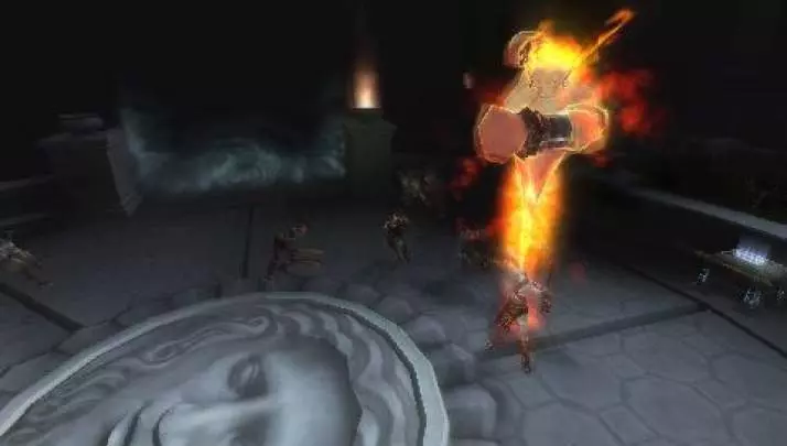 God of War Chains of Olympus - PSP