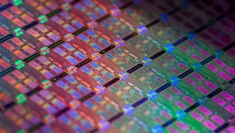 Intel responde rápido a la polémica de las comparativas con sus CPU