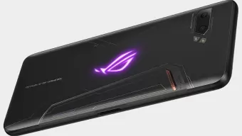 El Asus ROG Phone II Ultimate es lo más "gaming" que puede ser un "phone"