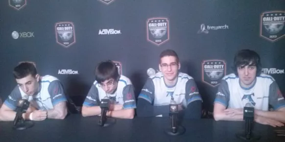 Pain Gaming, nuestros representantes atendiendo a las preguntas de los medios.