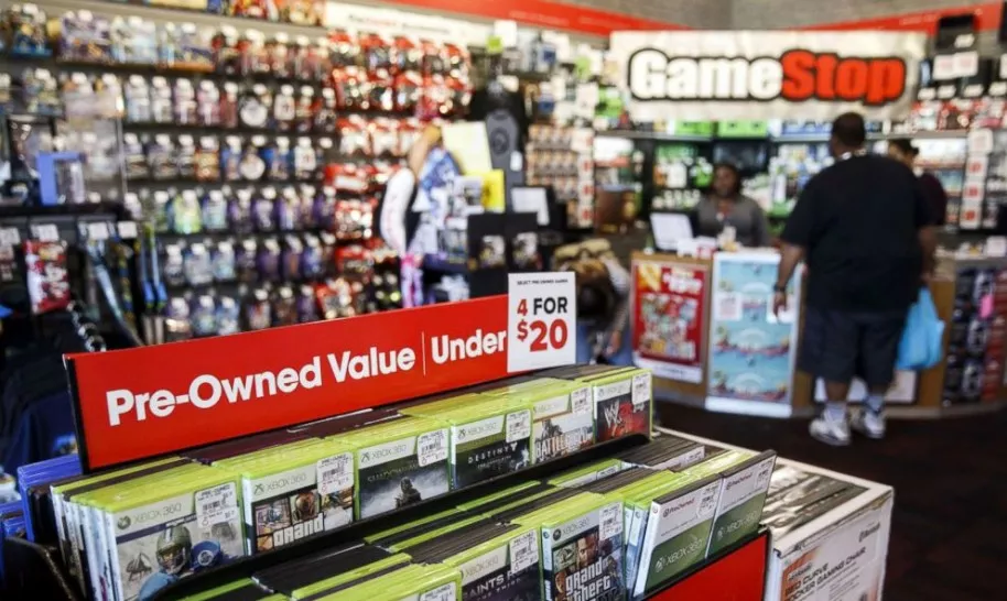 El mercado de segunda mano ayuda al jugador a recuperar parte del dinero. Muchas de las políticas actuales intentan contrarrestar sus efectos en las ventas.
