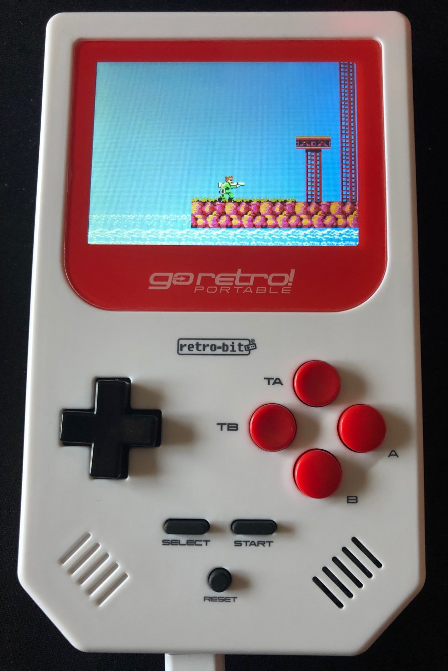 Así es GoRetro! Portable, la portátil retro de Retro-Bit
