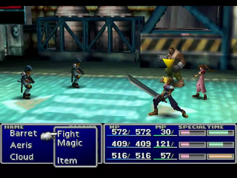 El clásico sistema ATB de FF está presente en FFVII Remake, aunque de un modo distinto al original. Imágen: Elder Richardson