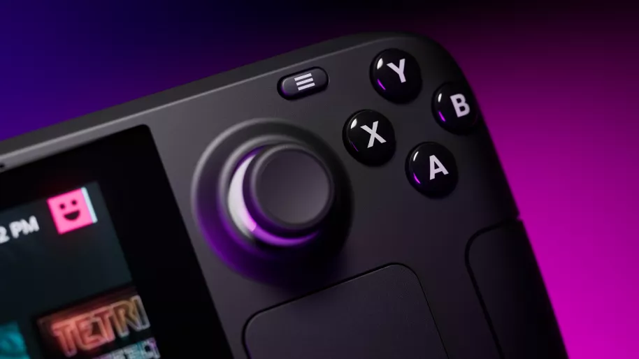 ¡Ya tenemos Steam Deck y es una bestia! ¿Cómo es la experiencia de tenerla en las manos? Te lo contamos todo