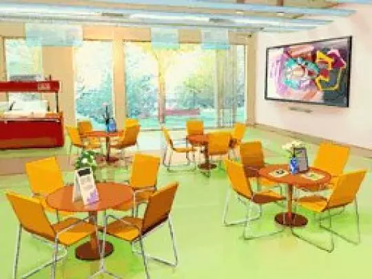 The Clique: Queen Teen