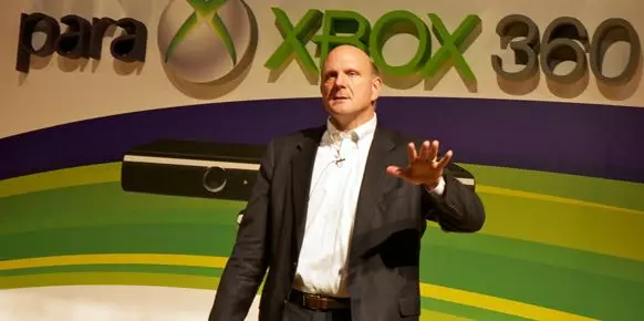 Steve Ballmer durante la presentación de Kinect Steve Ballmer durante la presentación de Kinect