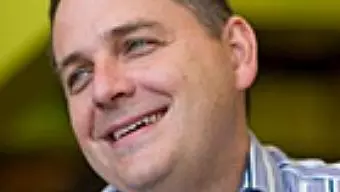 Marc Whitten, vicepresidente de Xbox, deja Microsoft