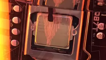 No te pierdas cómo sumerge 3M este equipo Intel para refrigerarlo