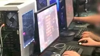 La Policía desaloja en Sevilla un centro gaming que incumplía las medidas sanitarias por la COVID