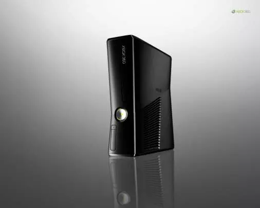 Xbox 360 Slim - Xbox 360