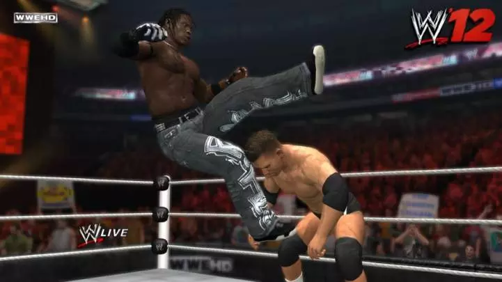 WWE 12