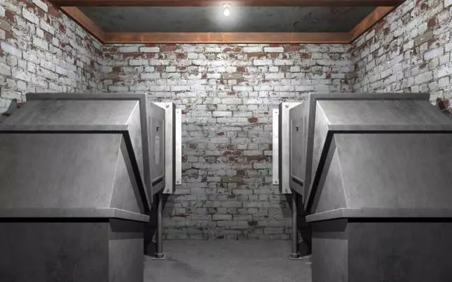 Corrosion Cold Winter Waiting