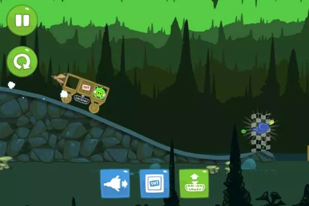 Bad Piggies - iOS
