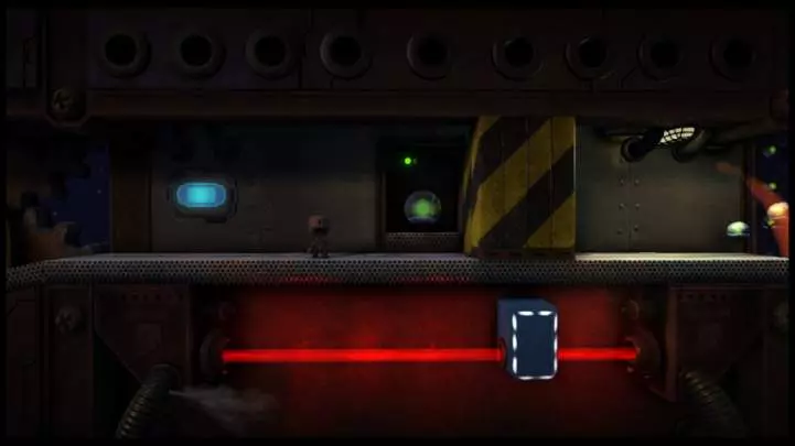 LittleBigPlanet 2 - Cross Controller