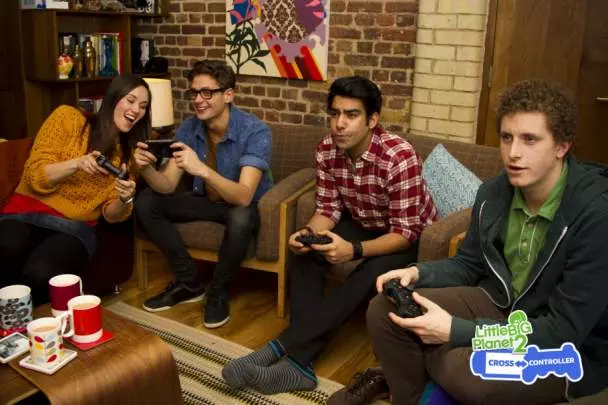 LittleBigPlanet 2 Cross Controller